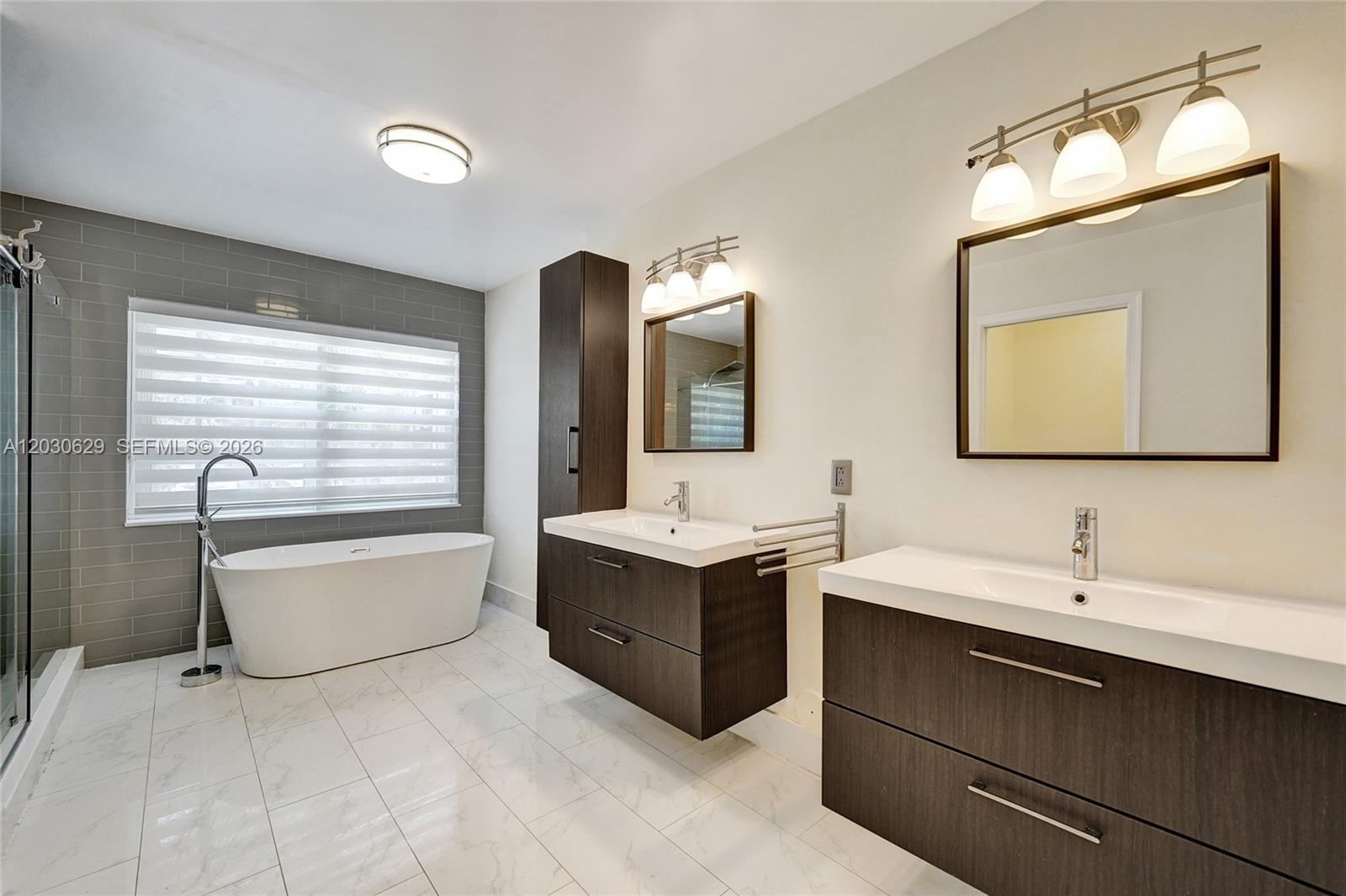 1958 NW 171st Ave, Pembroke Pines FL 33028