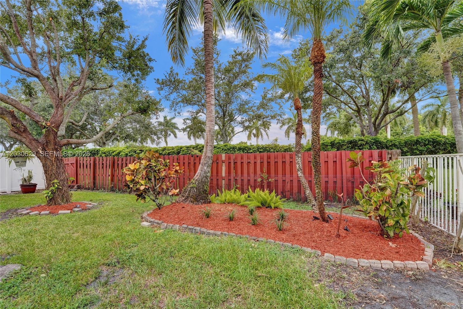 1958 NW 171st Ave, Pembroke Pines FL 33028