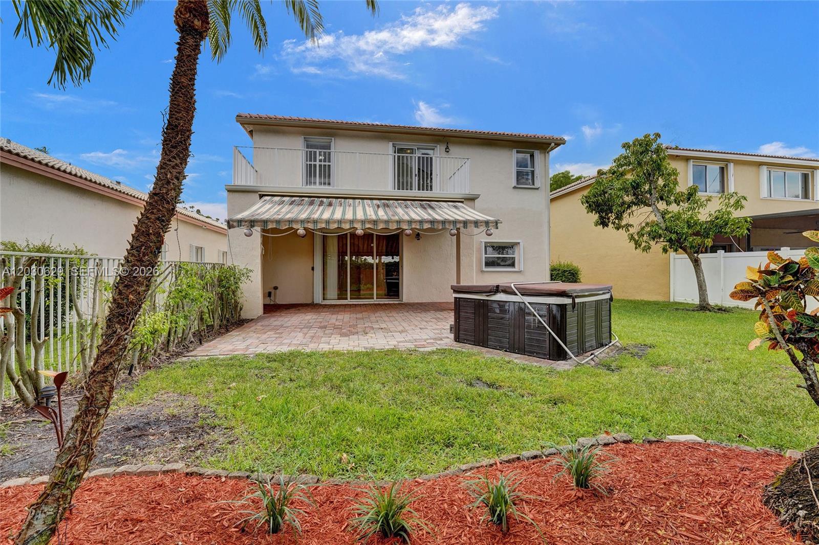 1958 NW 171st Ave, Pembroke Pines FL 33028