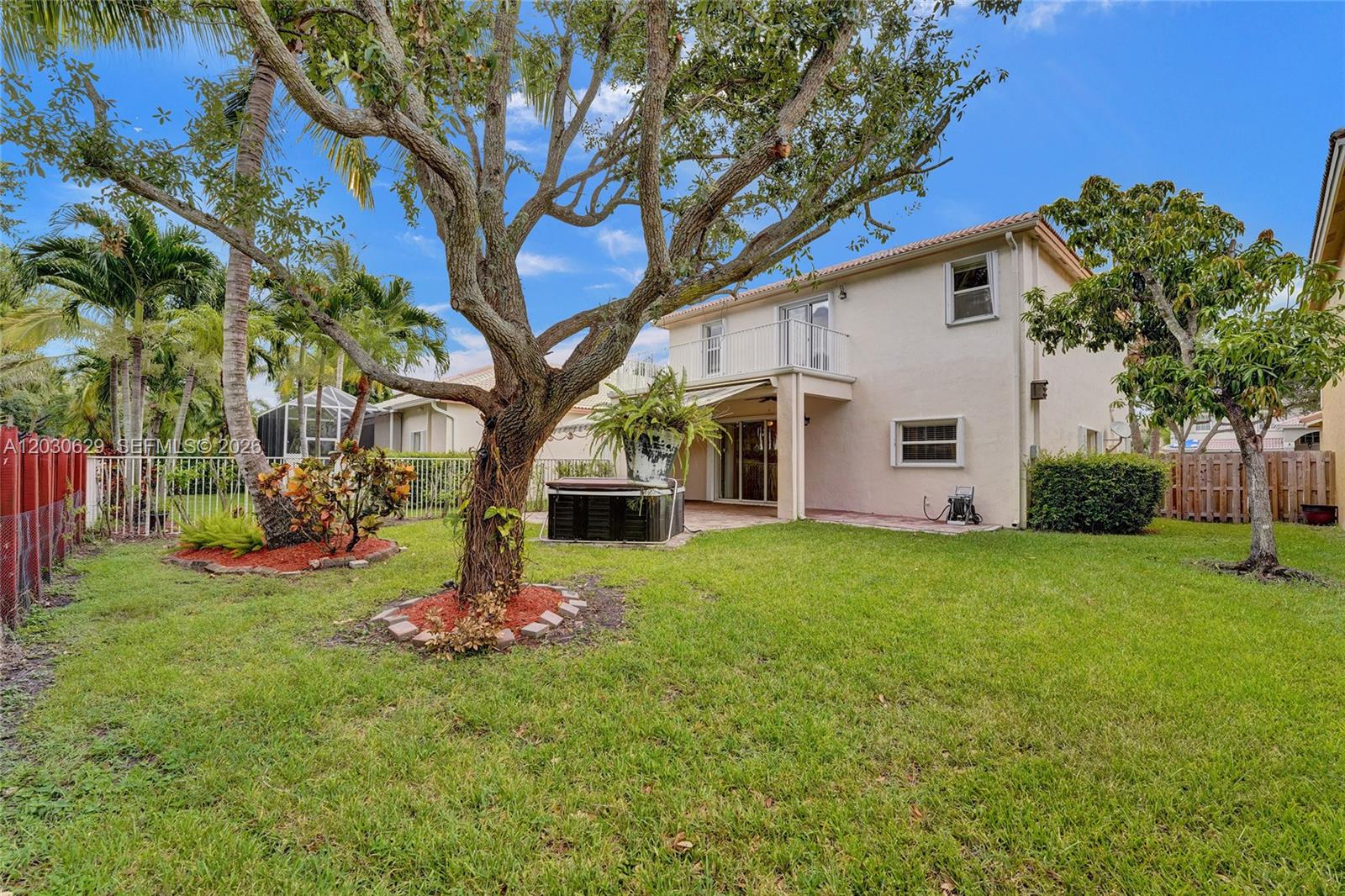 1958 NW 171st Ave, Pembroke Pines FL 33028