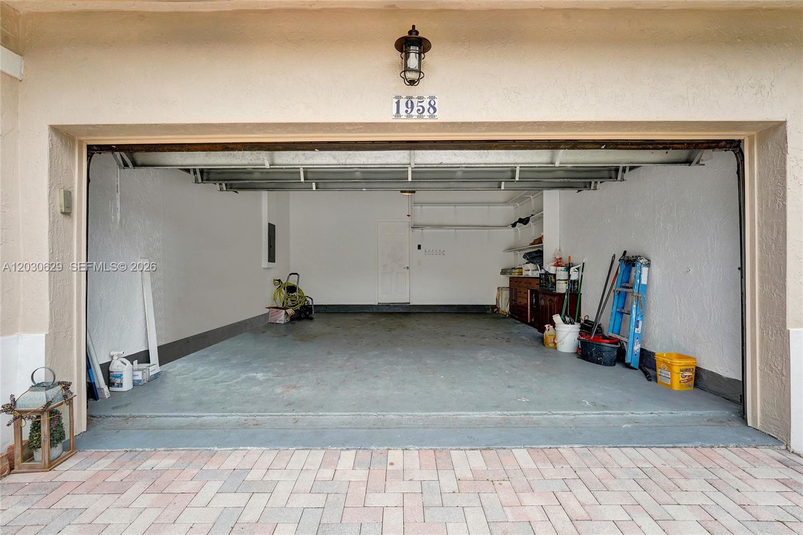 1958 NW 171st Ave, Pembroke Pines FL 33028
