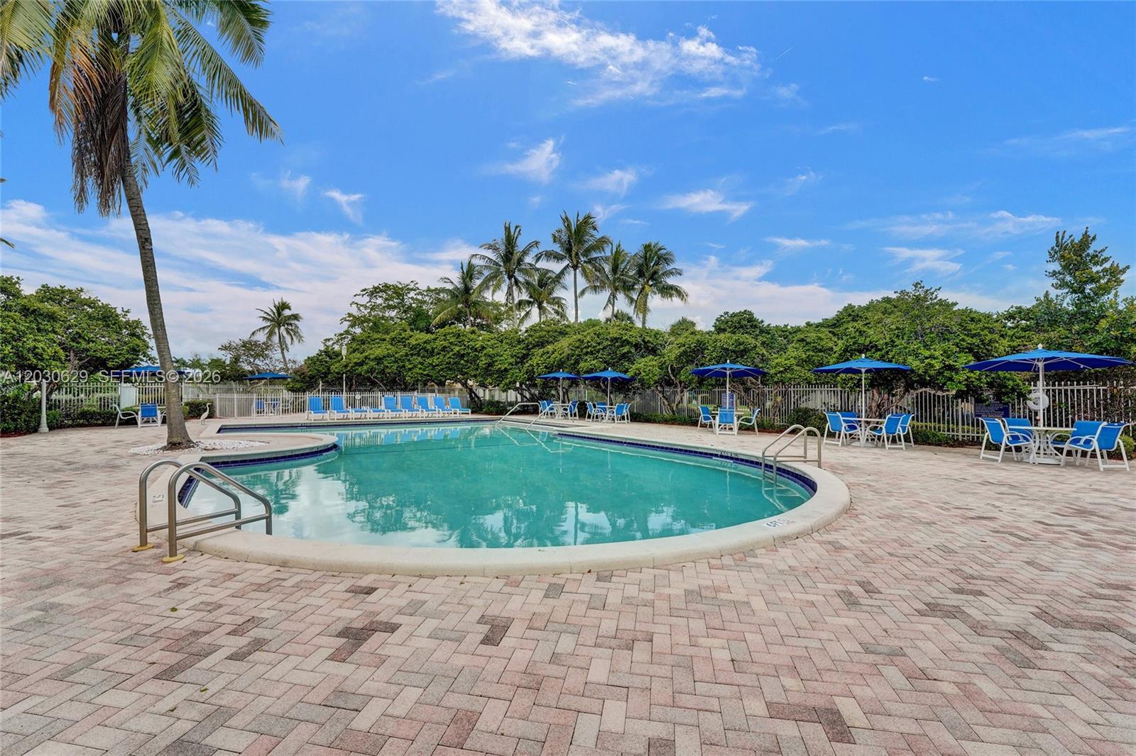 1958 NW 171st Ave, Pembroke Pines FL 33028