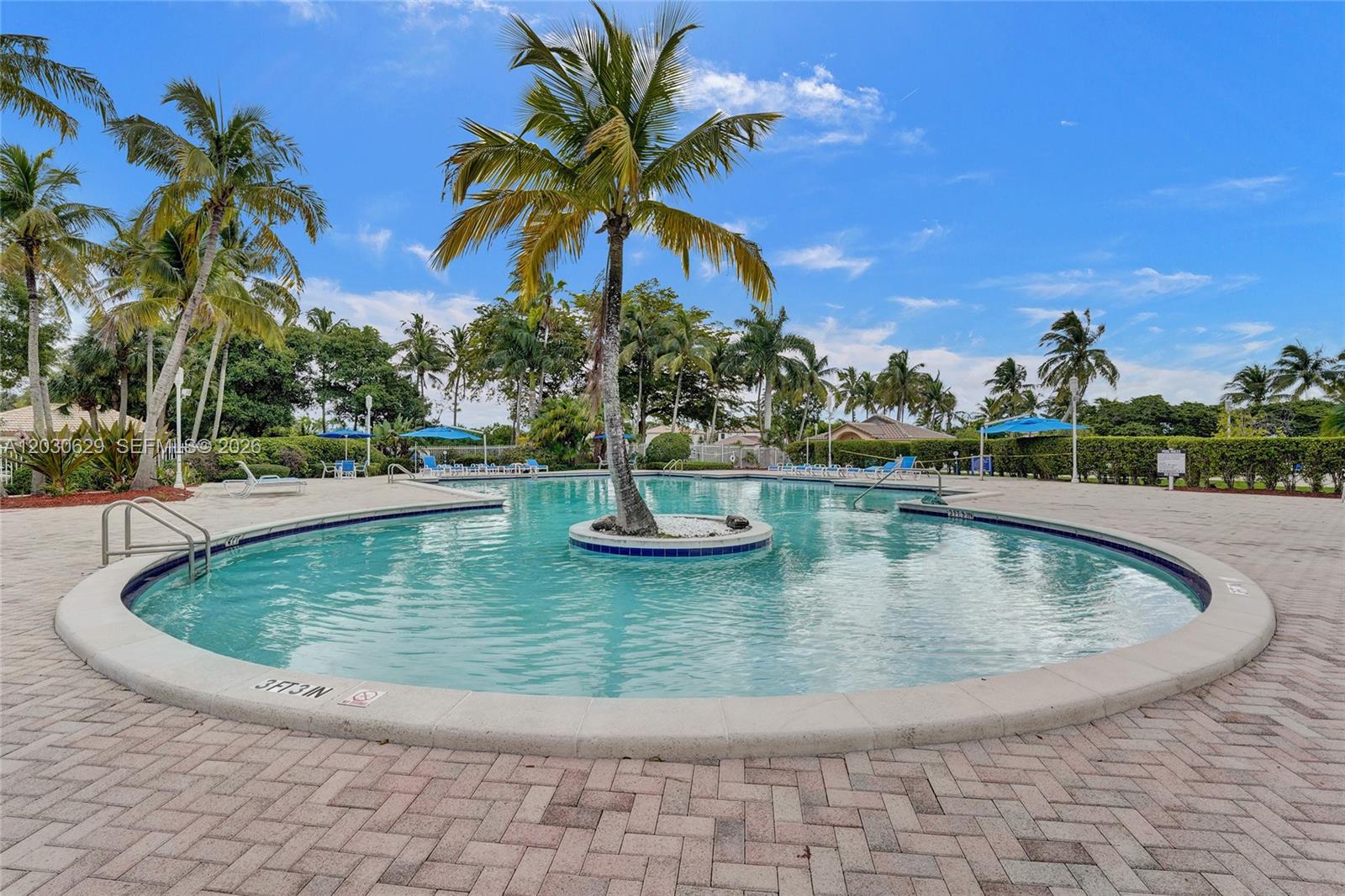 1958 NW 171st Ave, Pembroke Pines FL 33028