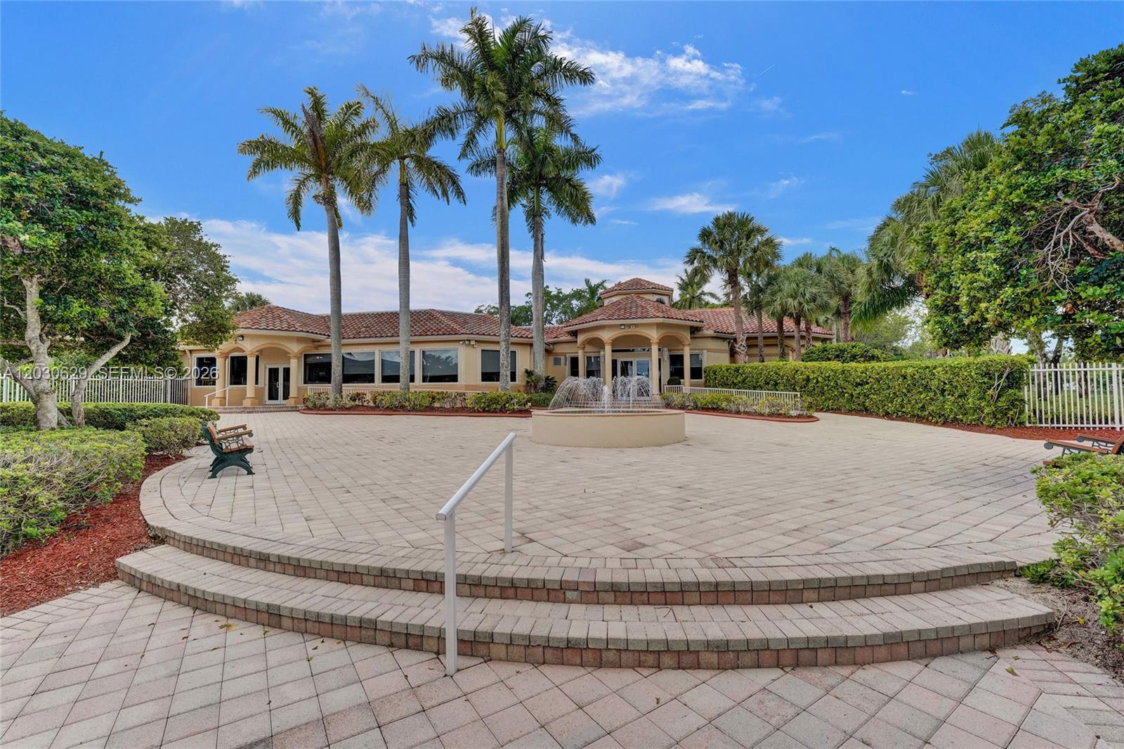 1958 NW 171st Ave, Pembroke Pines FL 33028