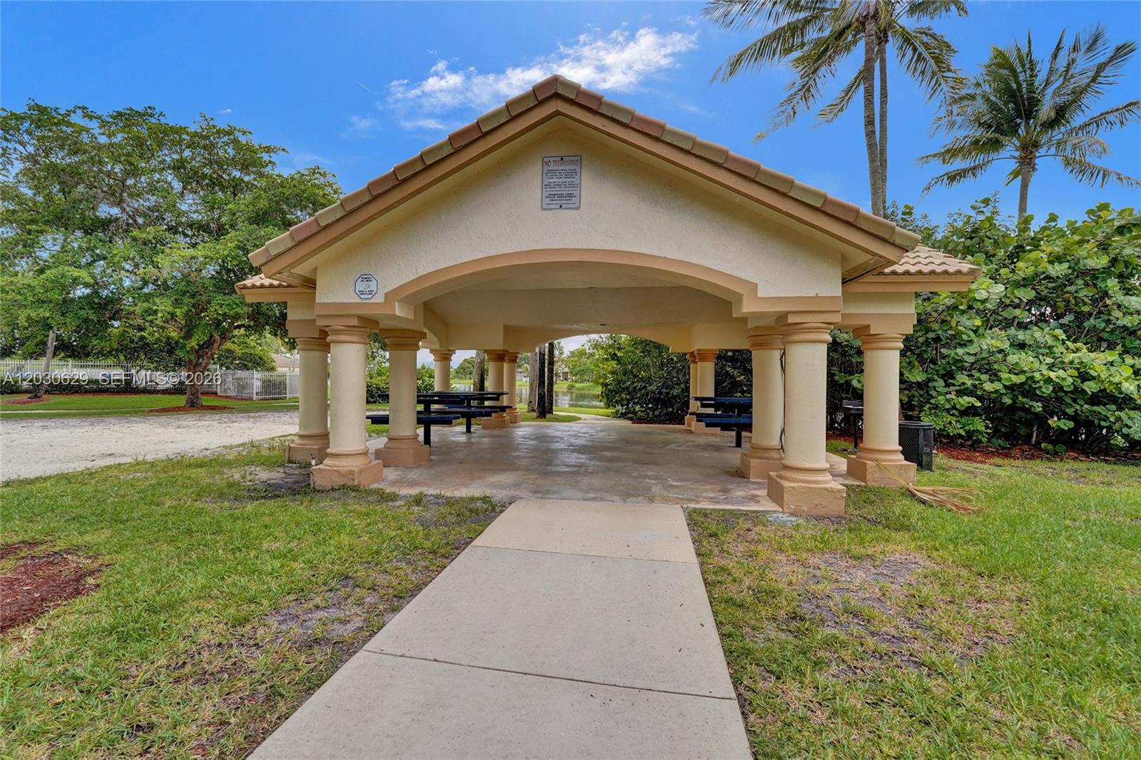 1958 NW 171st Ave, Pembroke Pines FL 33028