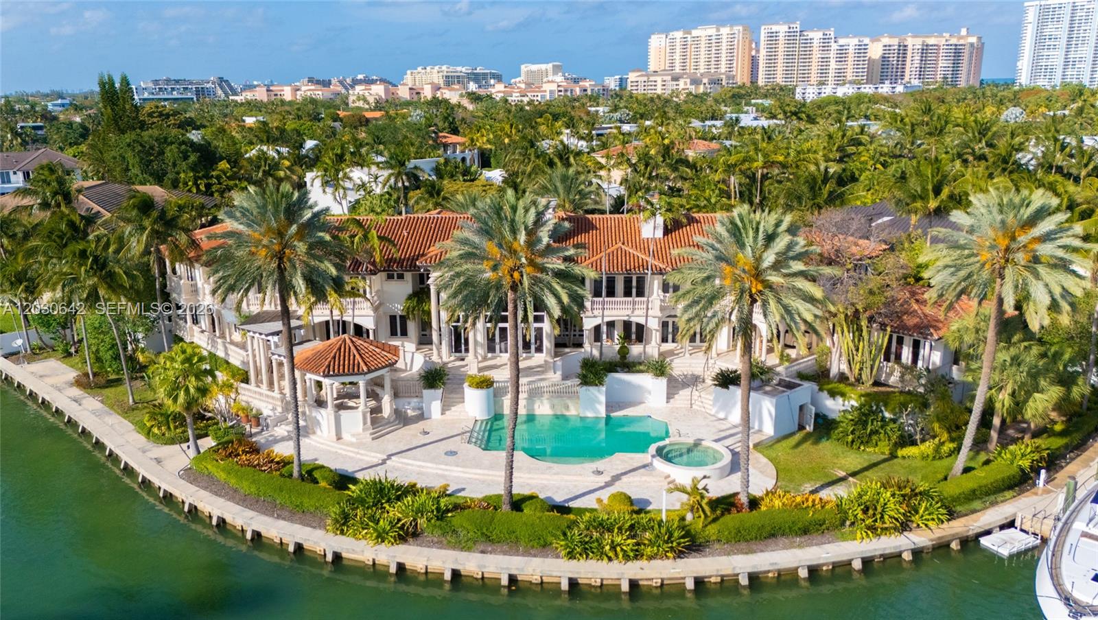 260 Cape Florida Dr, Key Biscayne FL 33149