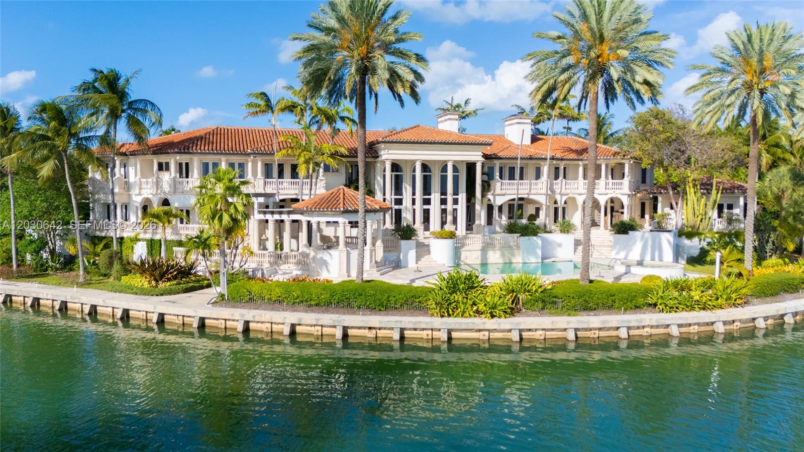 260 Cape Florida Dr, Key Biscayne FL 33149