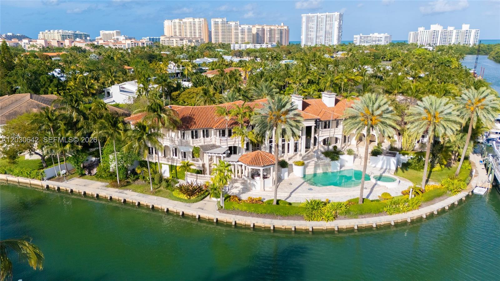 260 Cape Florida Dr, Key Biscayne FL 33149