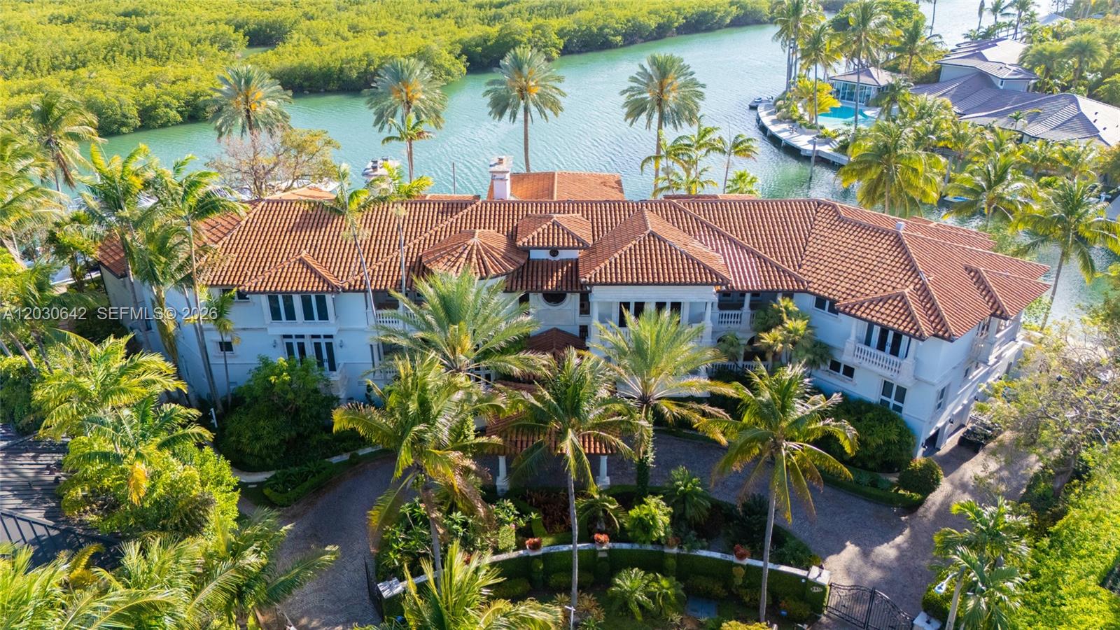 260 Cape Florida Dr, Key Biscayne FL 33149