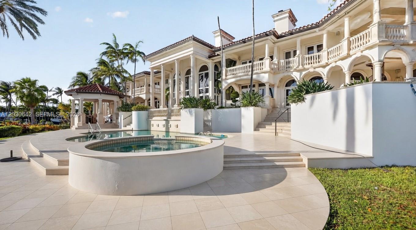 260 Cape Florida Dr, Key Biscayne FL 33149