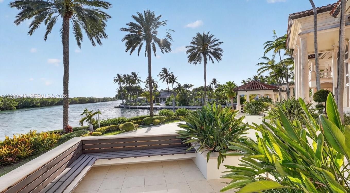 260 Cape Florida Dr, Key Biscayne FL 33149