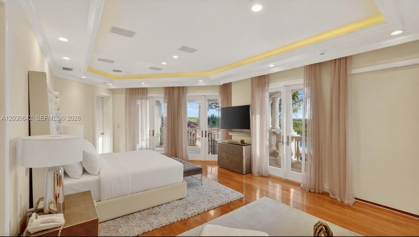 260 Cape Florida Dr, Key Biscayne FL 33149