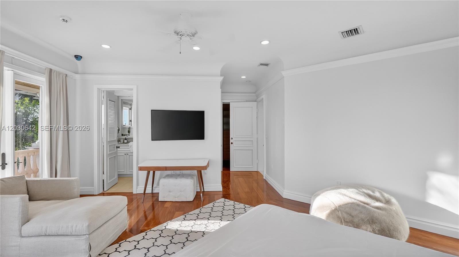 260 Cape Florida Dr, Key Biscayne FL 33149