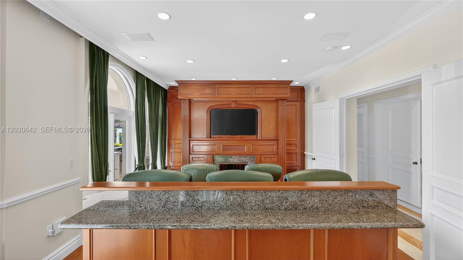 260 Cape Florida Dr, Key Biscayne FL 33149