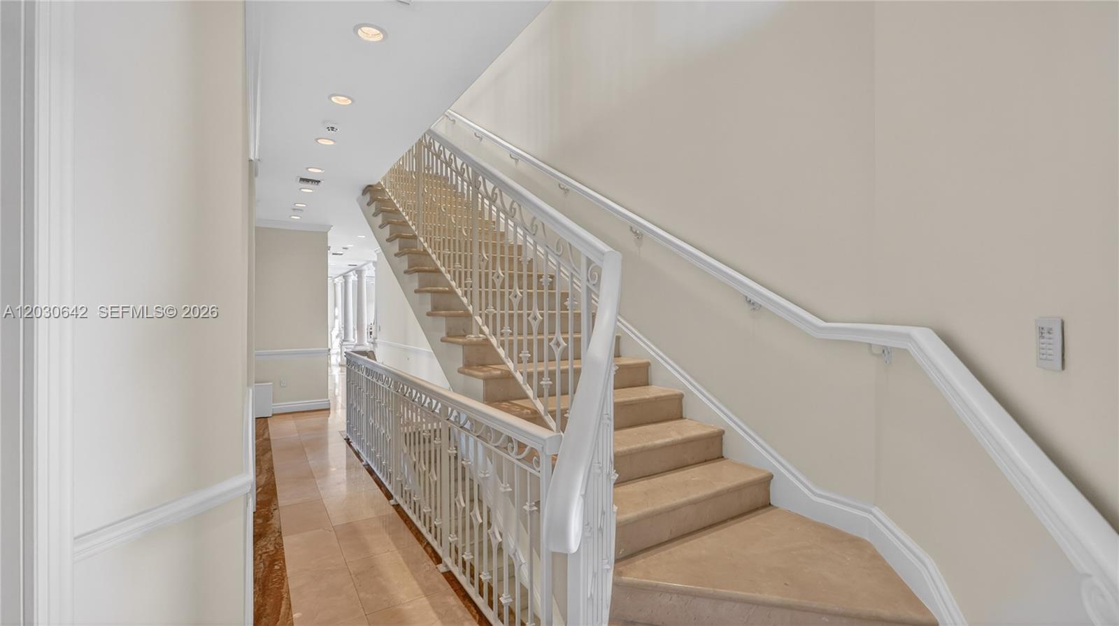 260 Cape Florida Dr, Key Biscayne FL 33149