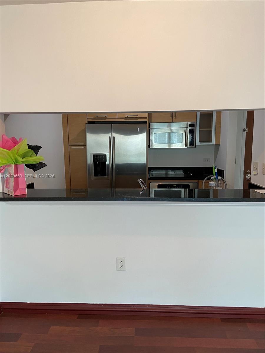 31 SE 5th St #2103, Miami FL 33131