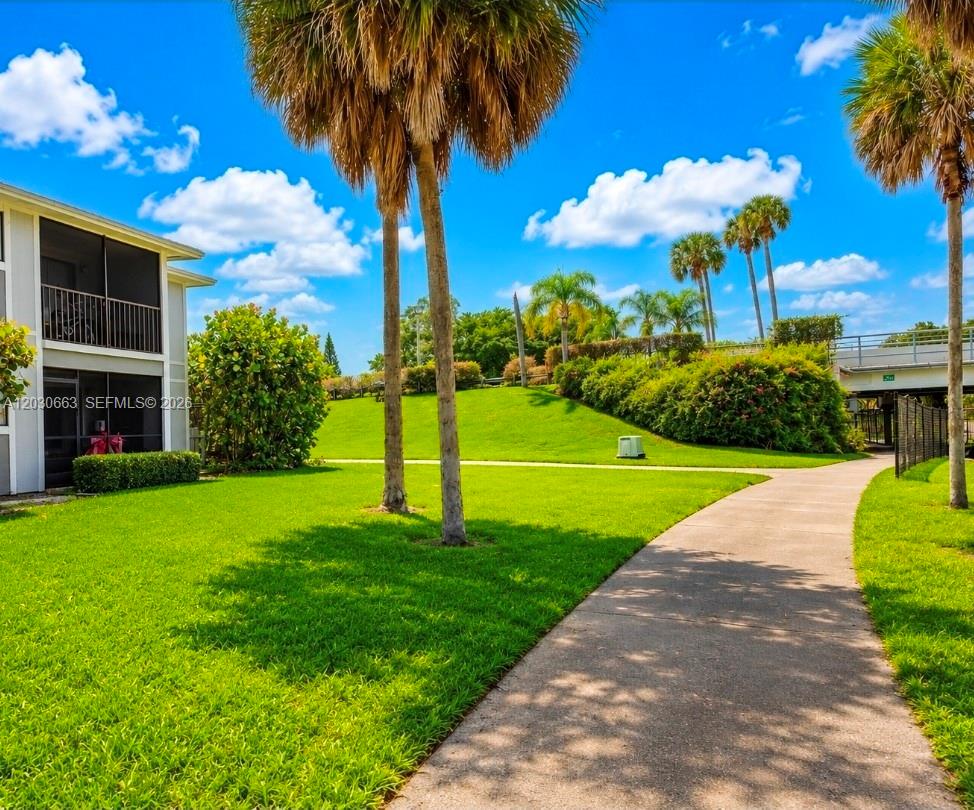 9707 Hammocks Blvd #103, Miami FL 33196