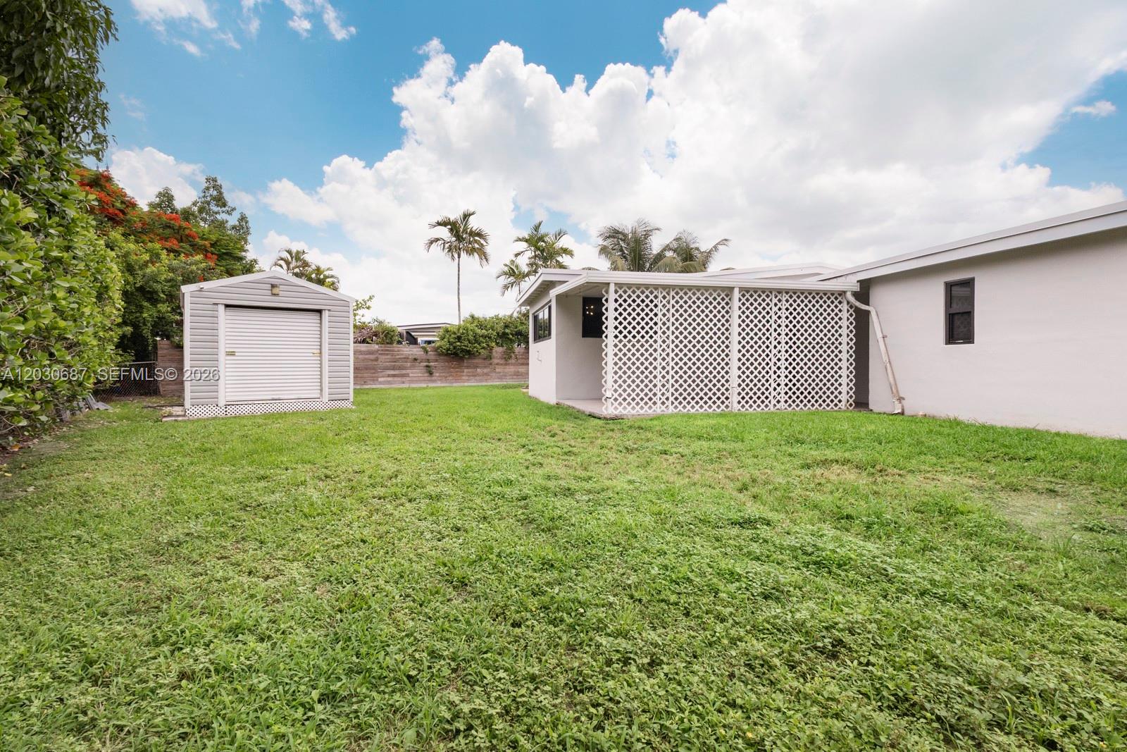 11431 SW 40th Ter, Miami FL 33165