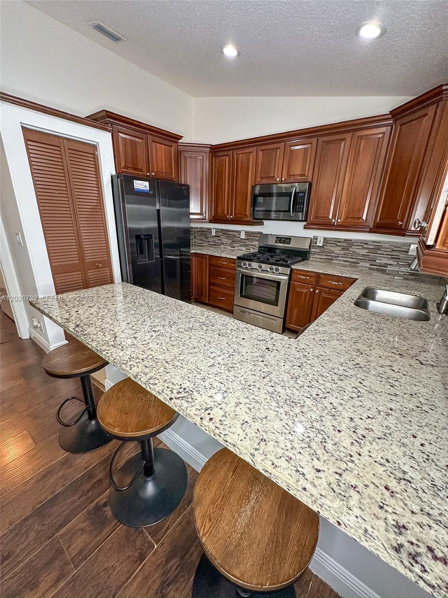 1010 Salmon Isle, Green Acres FL 33413