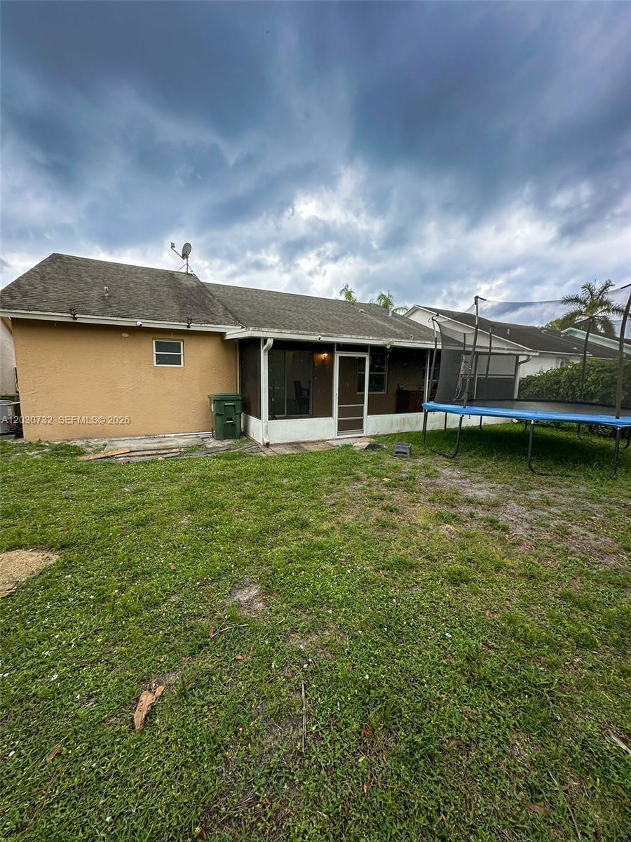 1010 Salmon Isle, Green Acres FL 33413