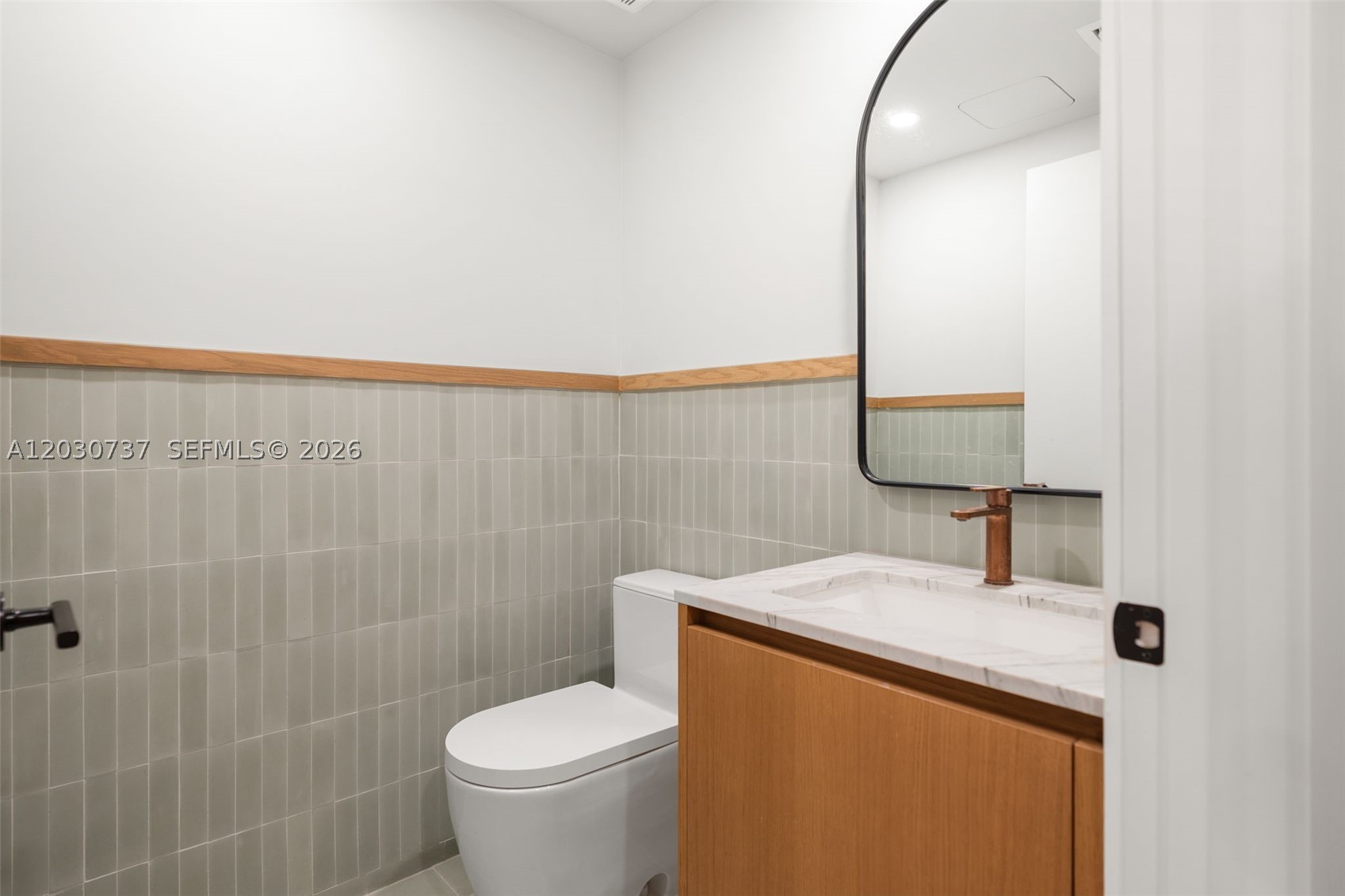1176 97th Street #302, Bay Harbor Islands FL 33154