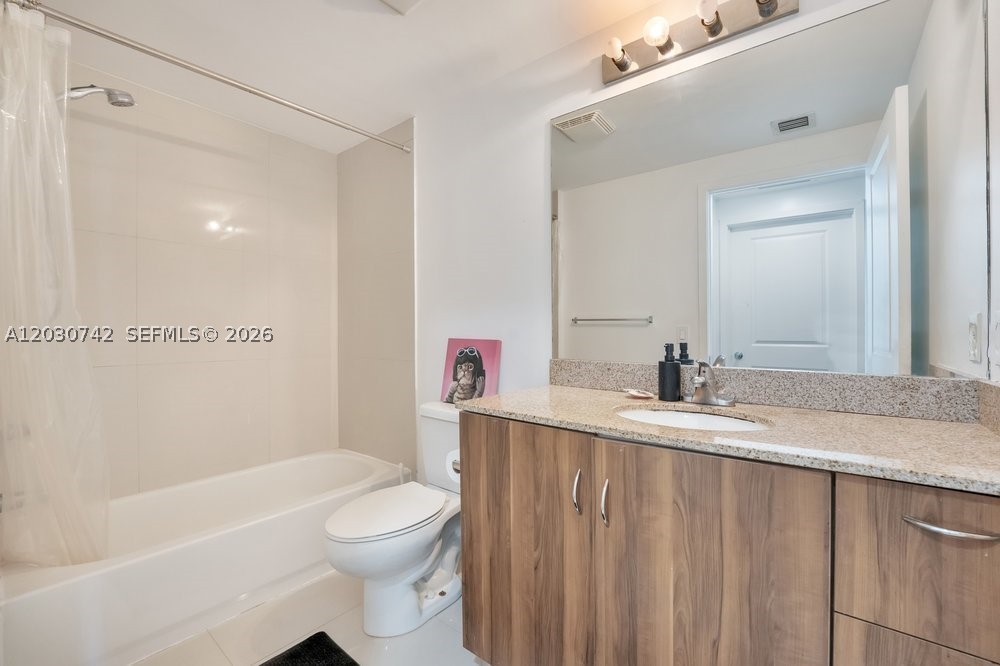 601 NE 23rd St #1406, Miami FL 33137