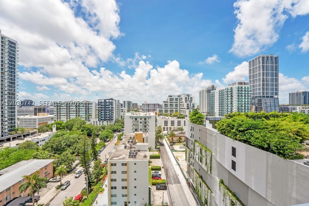 601 NE 23rd St #1406, Miami FL 33137