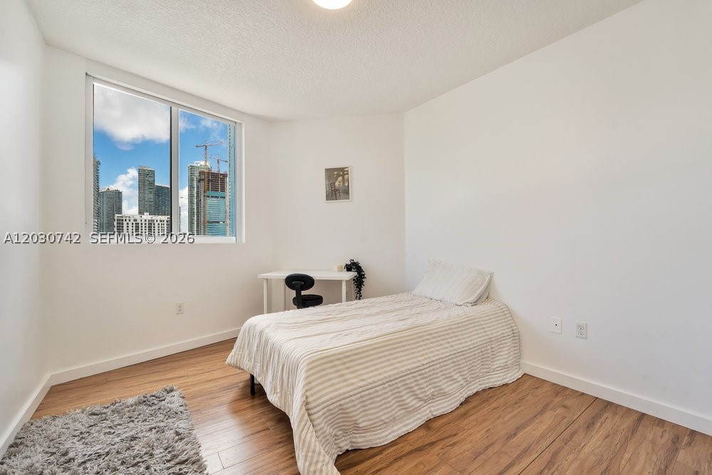 601 NE 23rd St #1406, Miami FL 33137