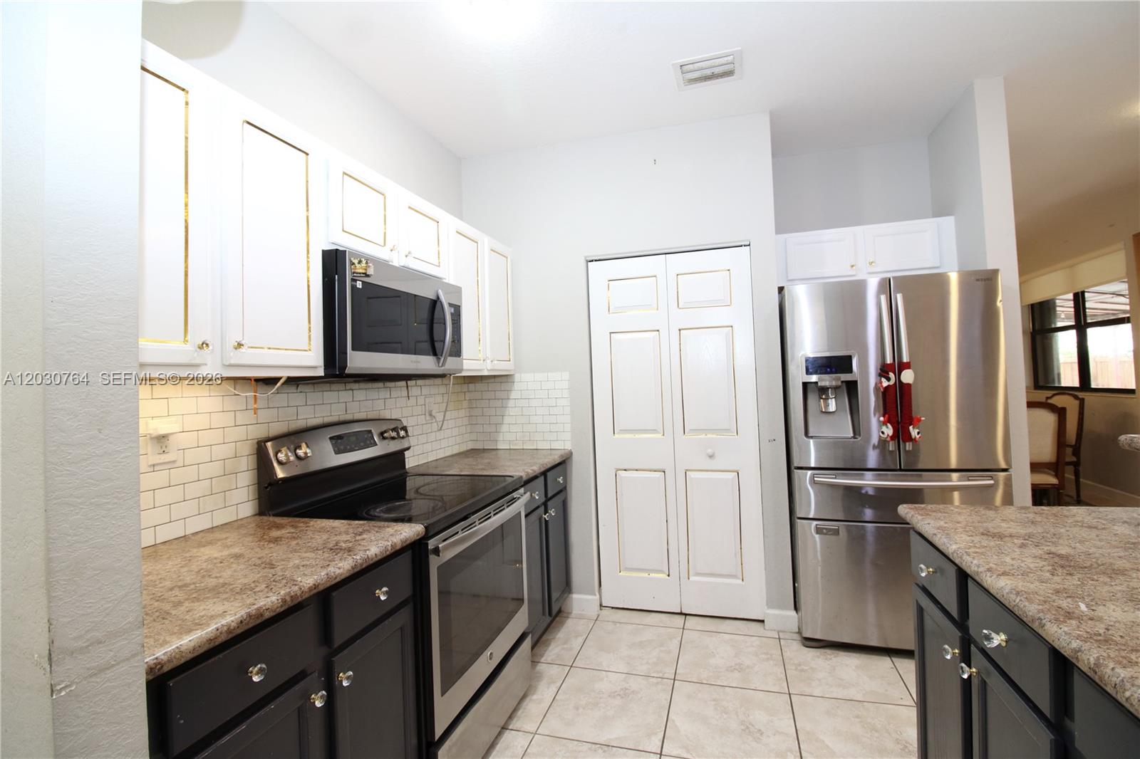 3698 SE 2nd Dr, Homestead FL 33033