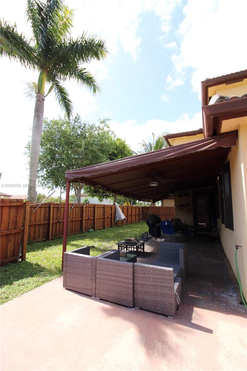 3698 SE 2nd Dr, Homestead FL 33033