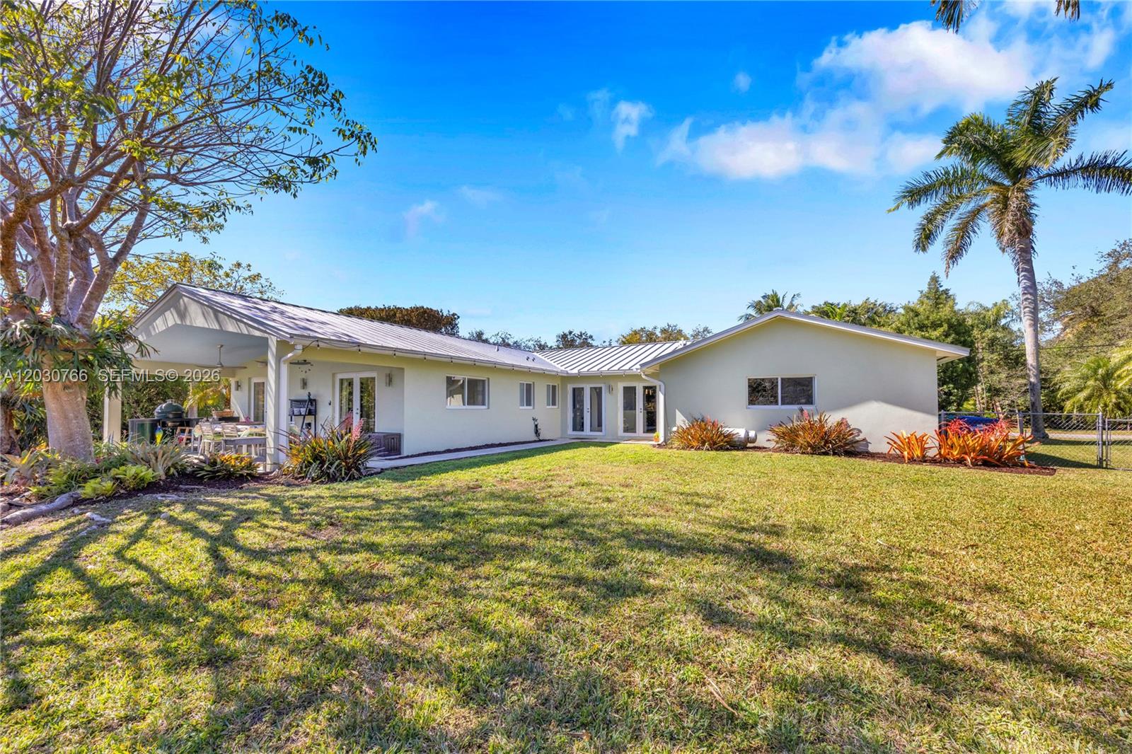 11625 SW 70th Ave, Pinecrest FL 33156