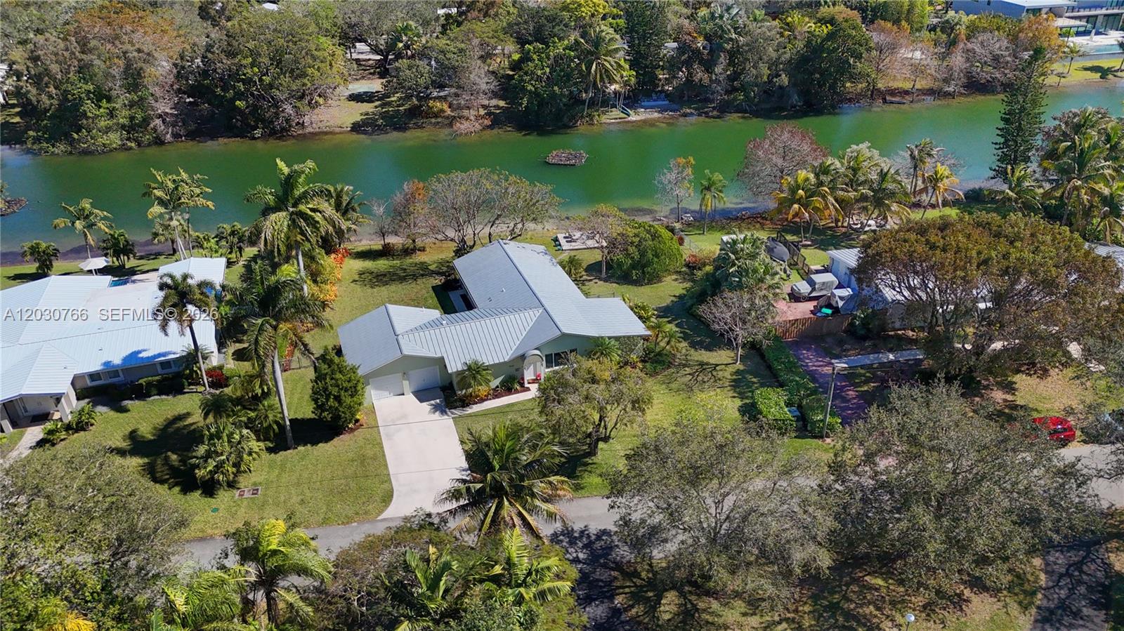 11625 SW 70th Ave, Pinecrest FL 33156