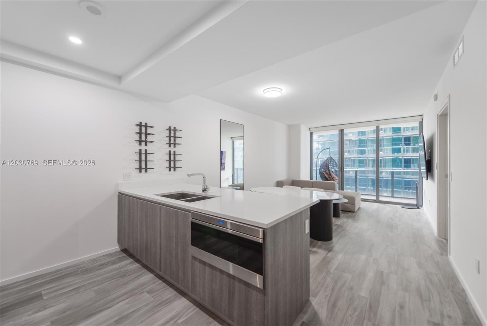 801 S Miami Ave #2907, Miami FL 33130
