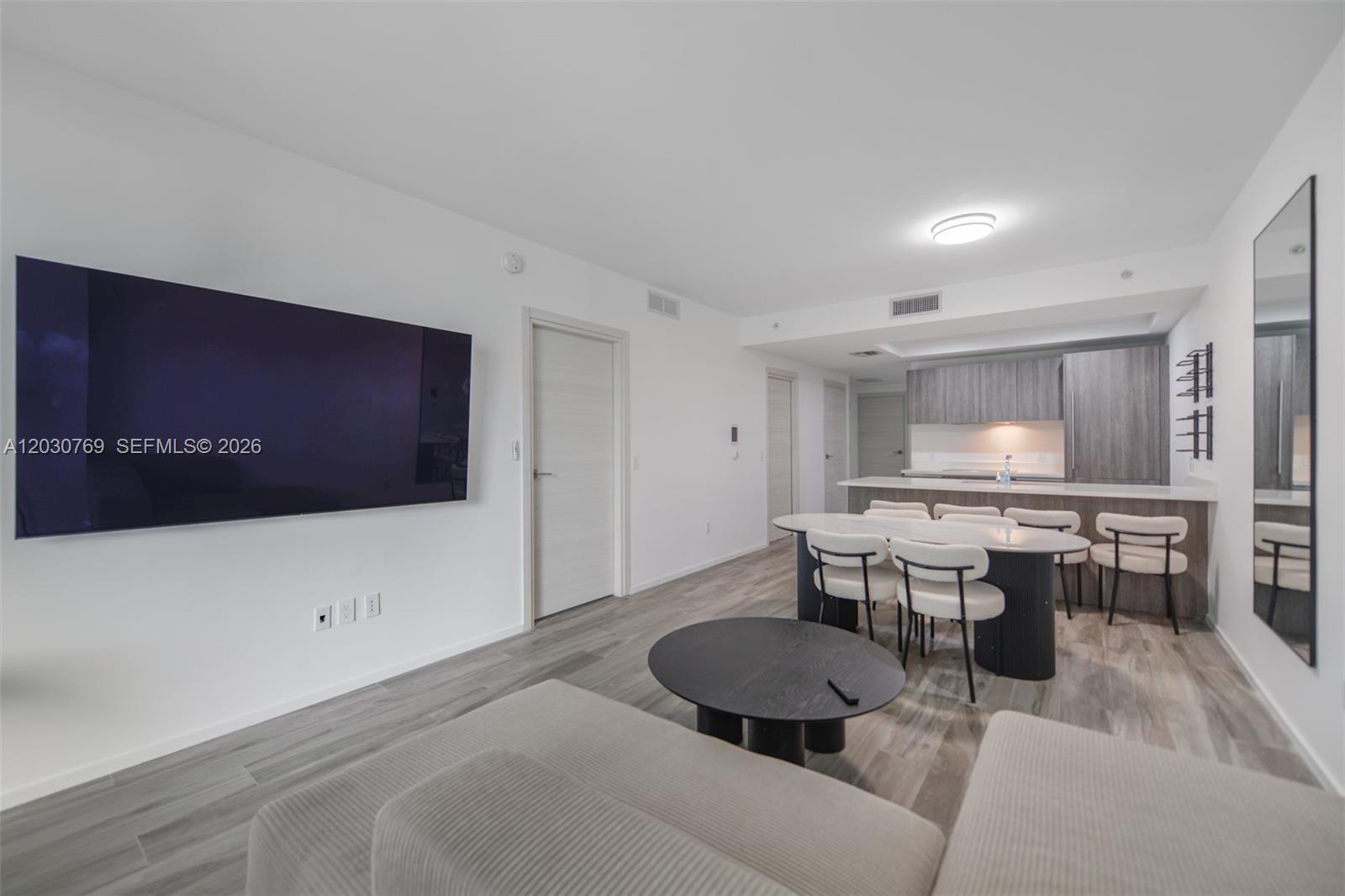 801 S Miami Ave #2907, Miami FL 33130