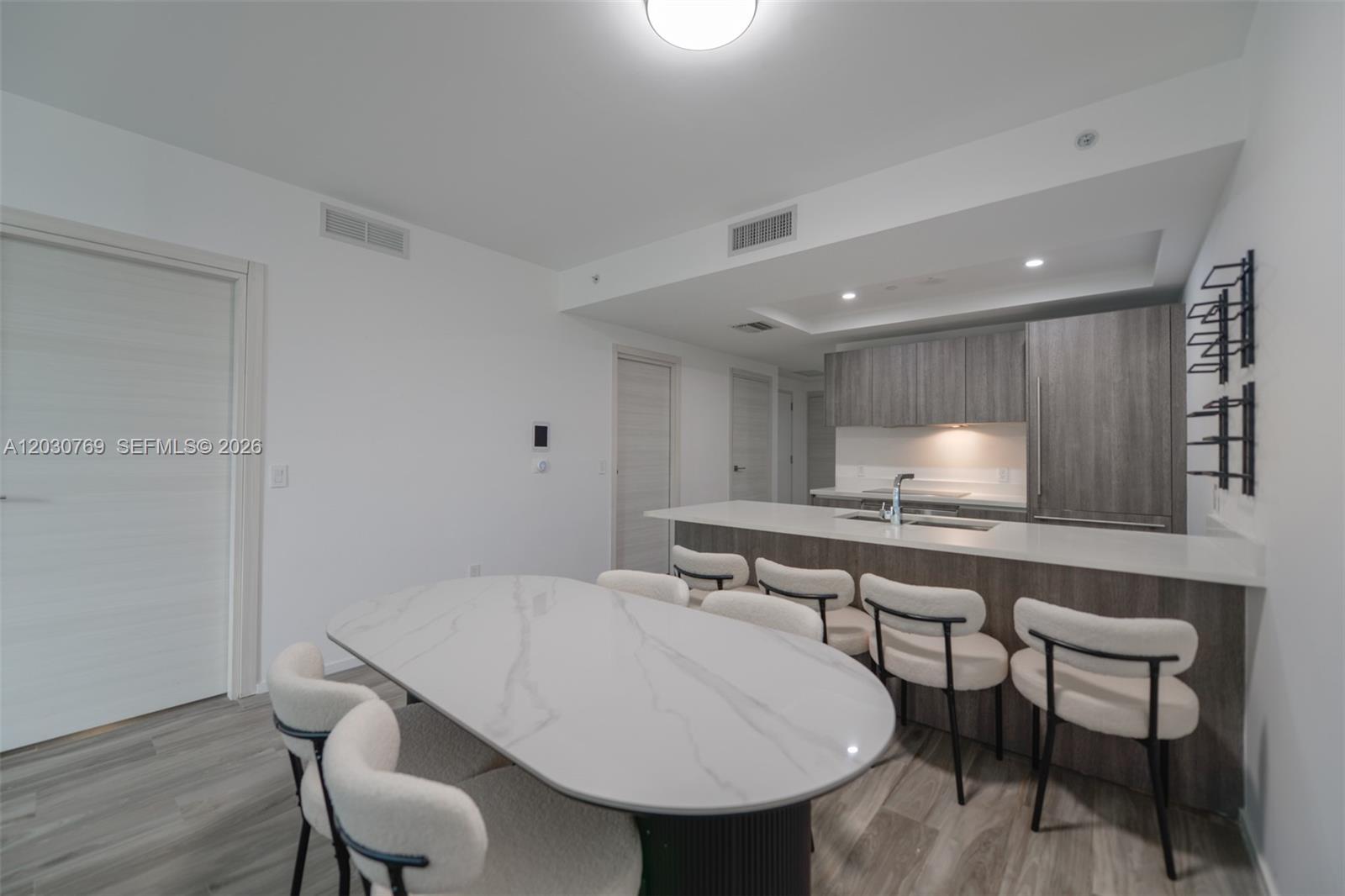 801 S Miami Ave #2907, Miami FL 33130