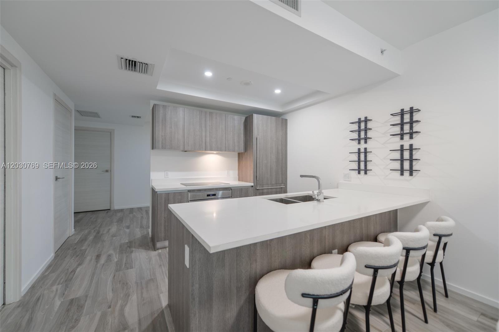 801 S Miami Ave #2907, Miami FL 33130