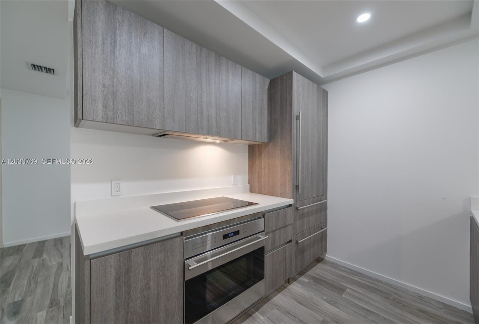 801 S Miami Ave #2907, Miami FL 33130