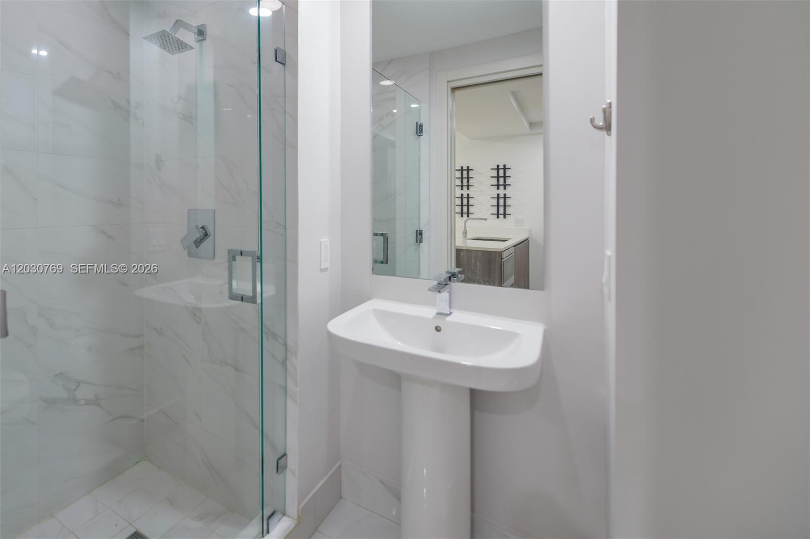 801 S Miami Ave #2907, Miami FL 33130