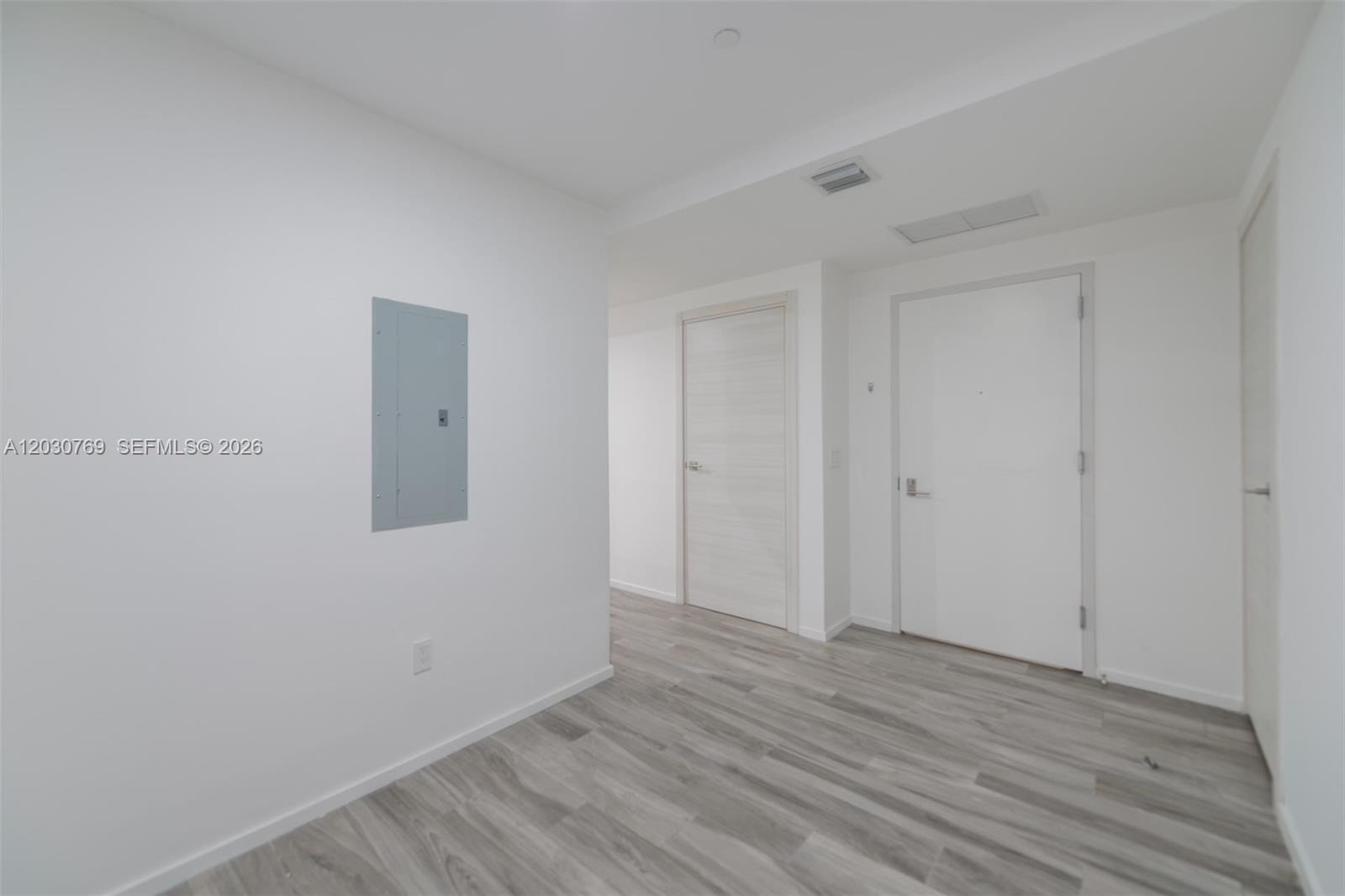801 S Miami Ave #2907, Miami FL 33130