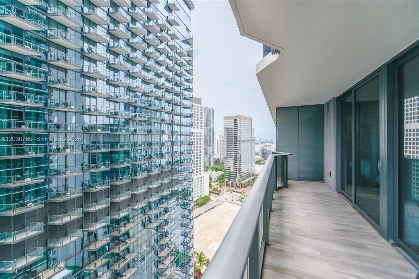801 S Miami Ave #2907, Miami FL 33130