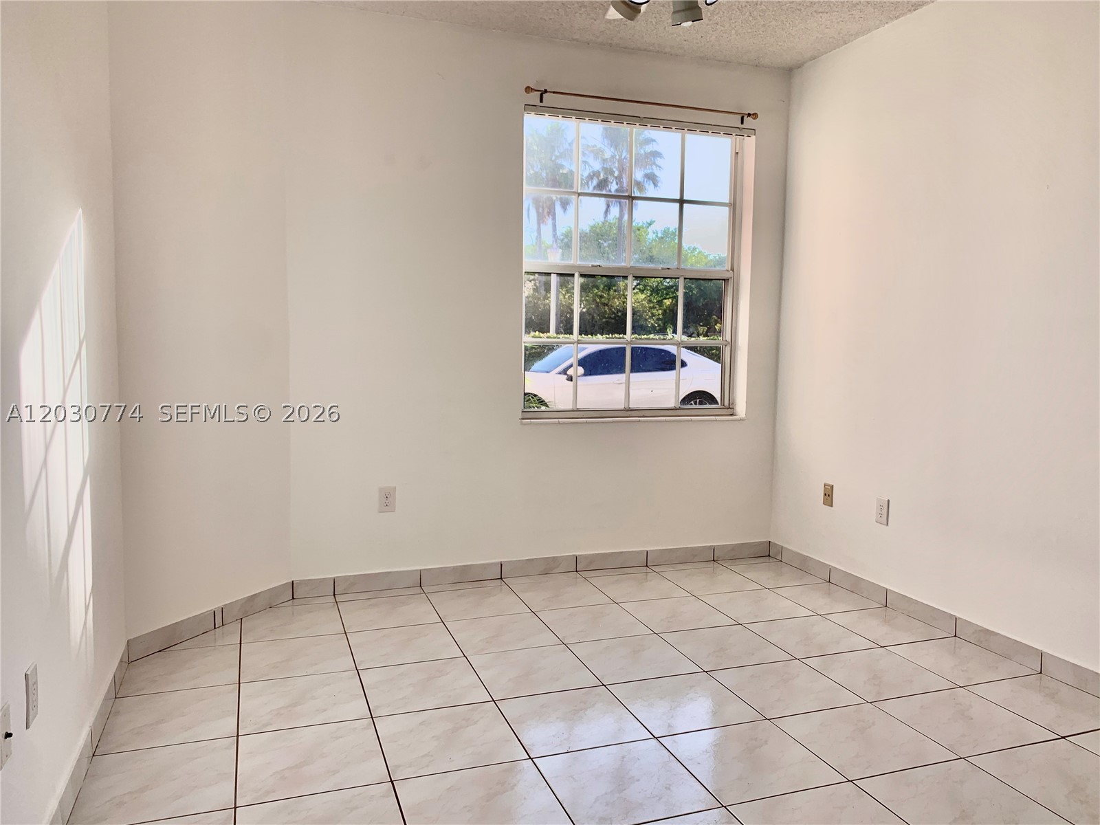 14807 Balgowan Rd #101-12, Miami Lakes FL 33016