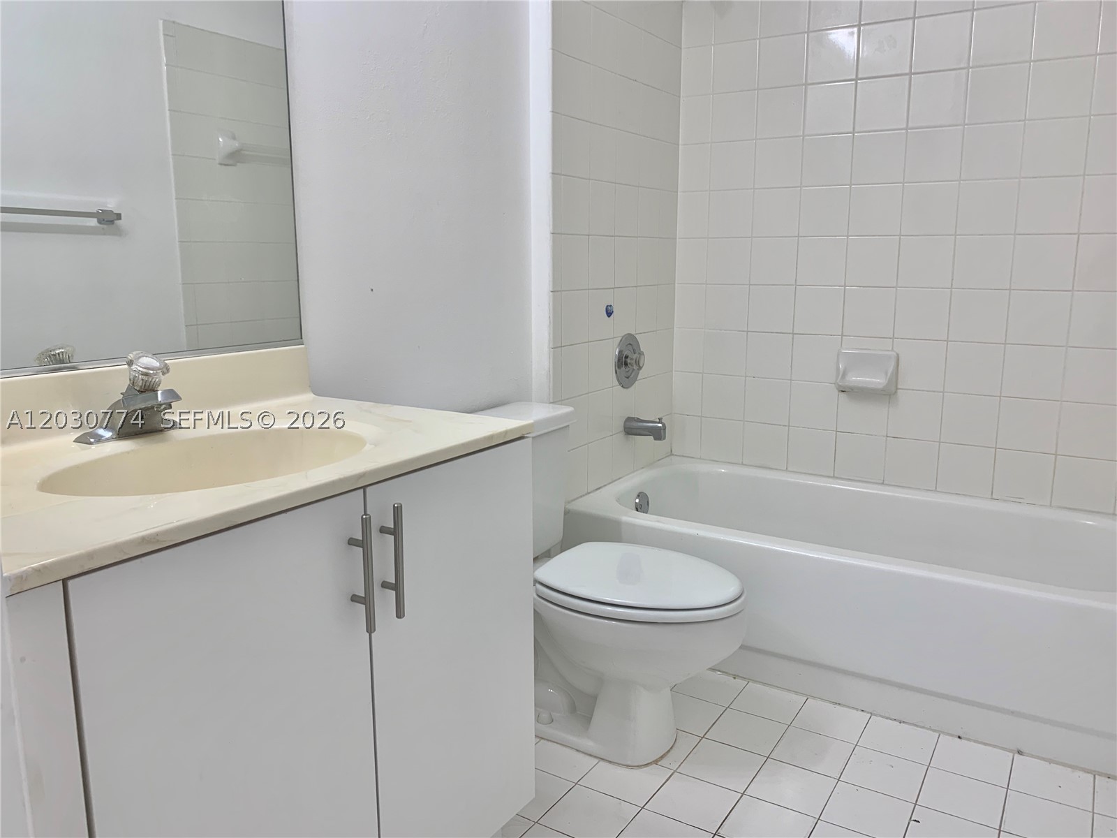 14807 Balgowan Rd #101-12, Miami Lakes FL 33016