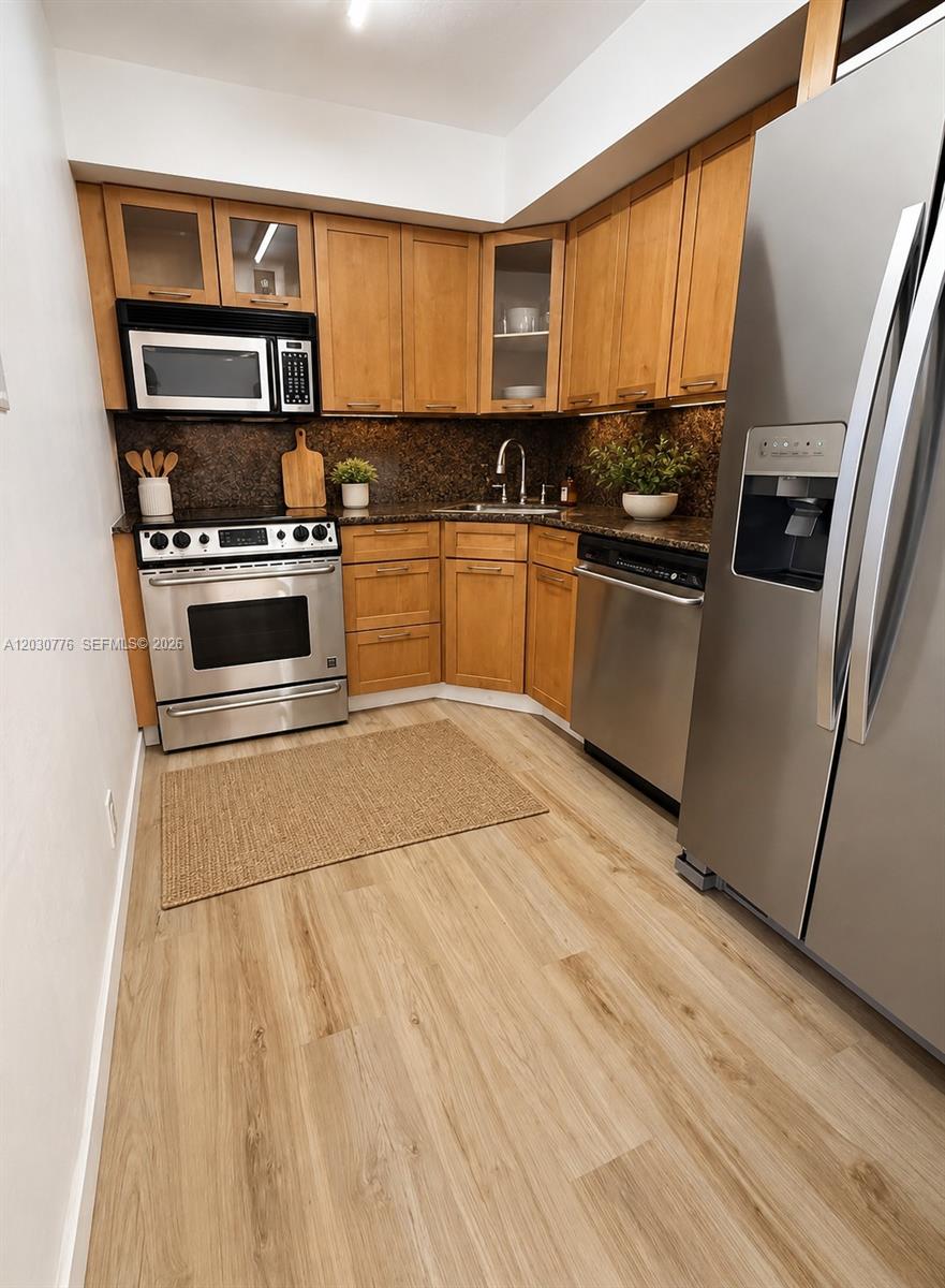 200 SE 15th Rd #6A, Miami FL 33129