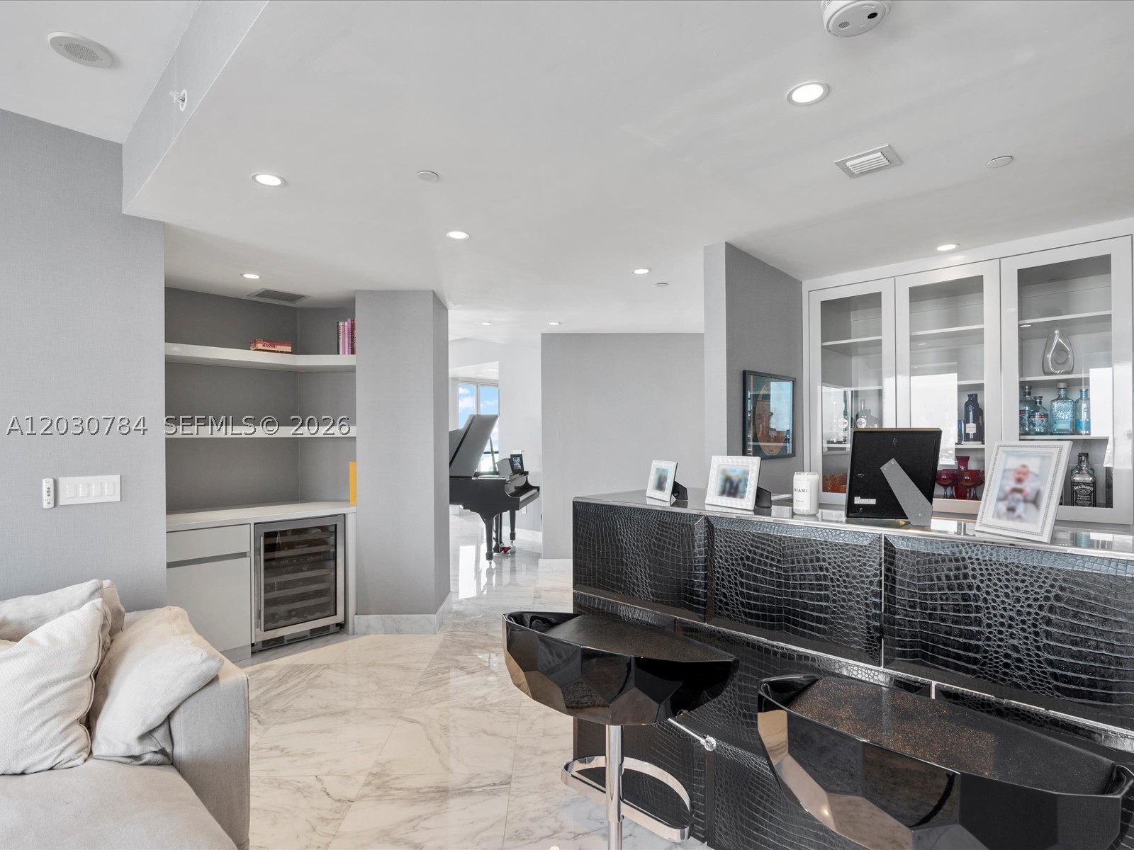 1425 Brickell Ave #52BC, Miami FL 33131