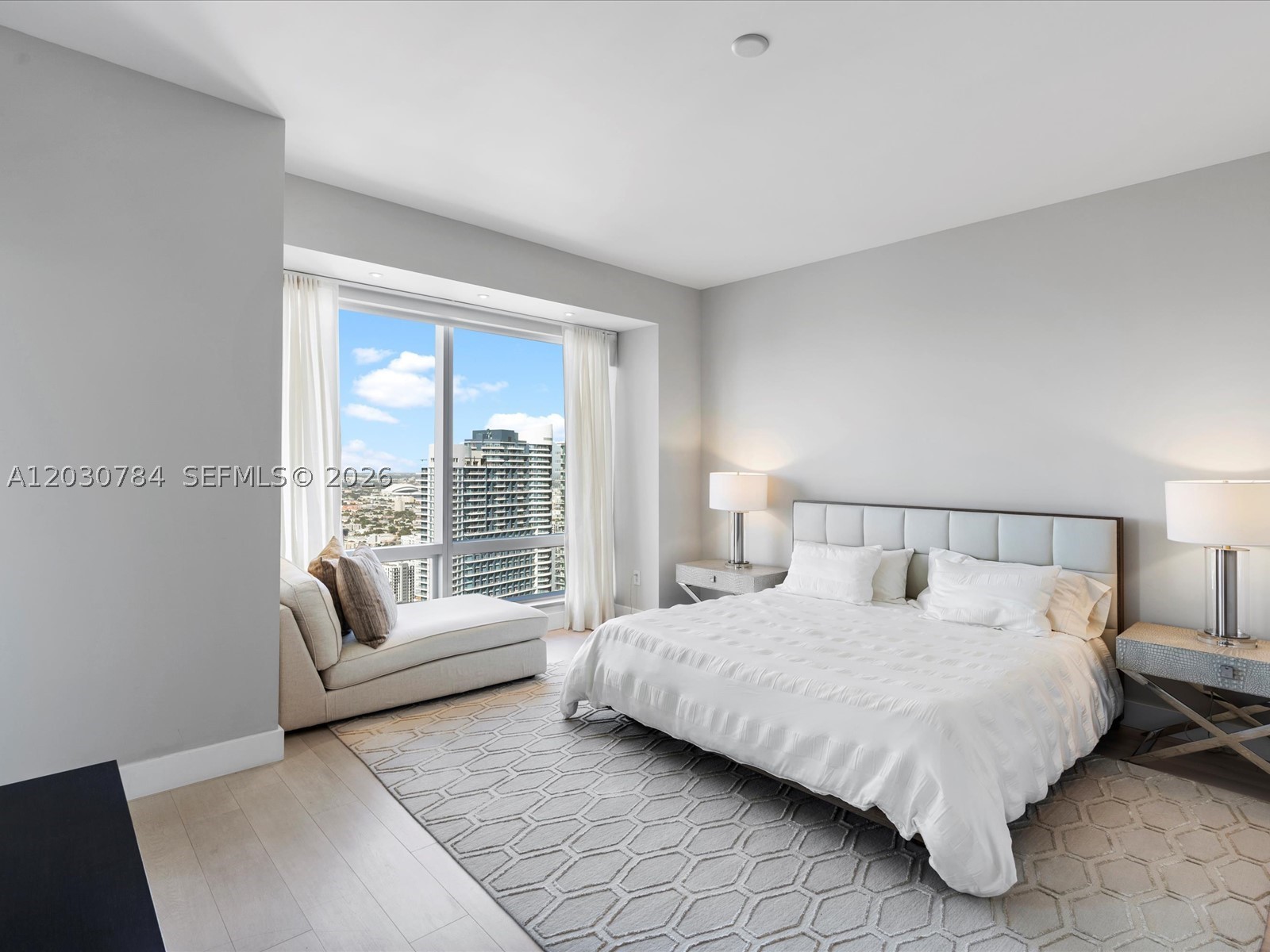1425 Brickell Ave #52BC, Miami FL 33131