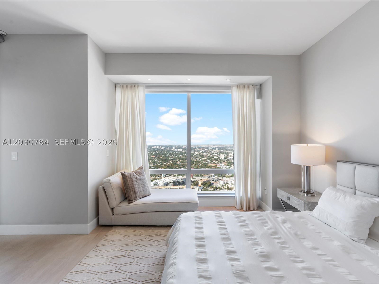 1425 Brickell Ave #52BC, Miami FL 33131