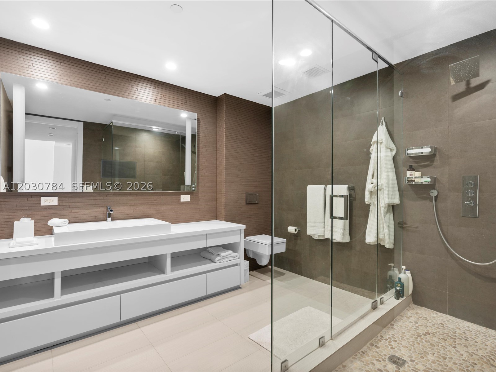 1425 Brickell Ave #52BC, Miami FL 33131
