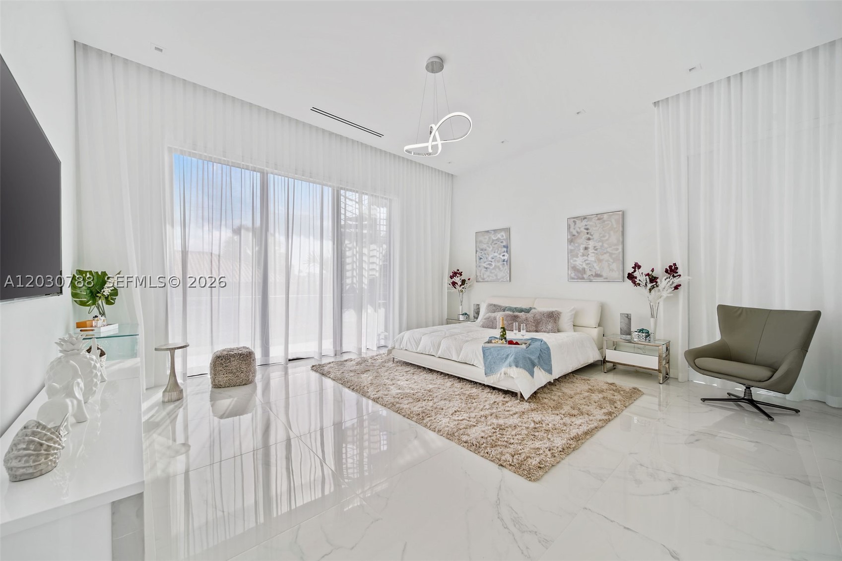 278 190th St, Sunny Isles Beach FL 33160