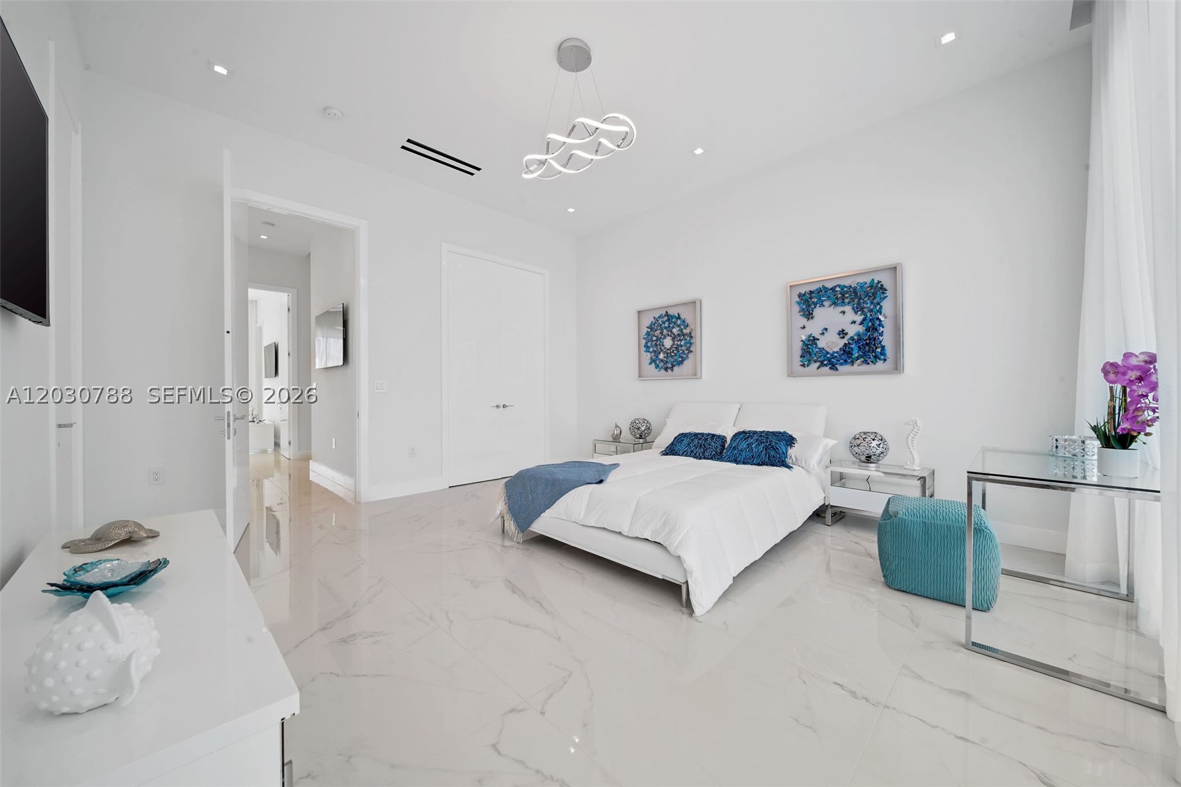 278 190th St, Sunny Isles Beach FL 33160