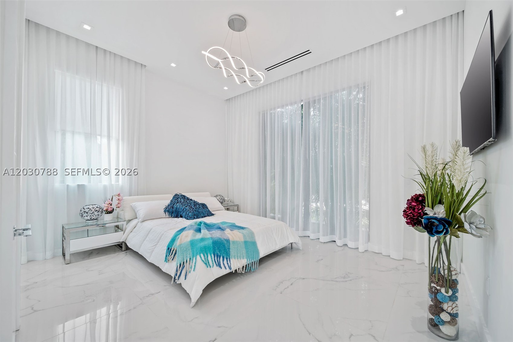 278 190th St, Sunny Isles Beach FL 33160
